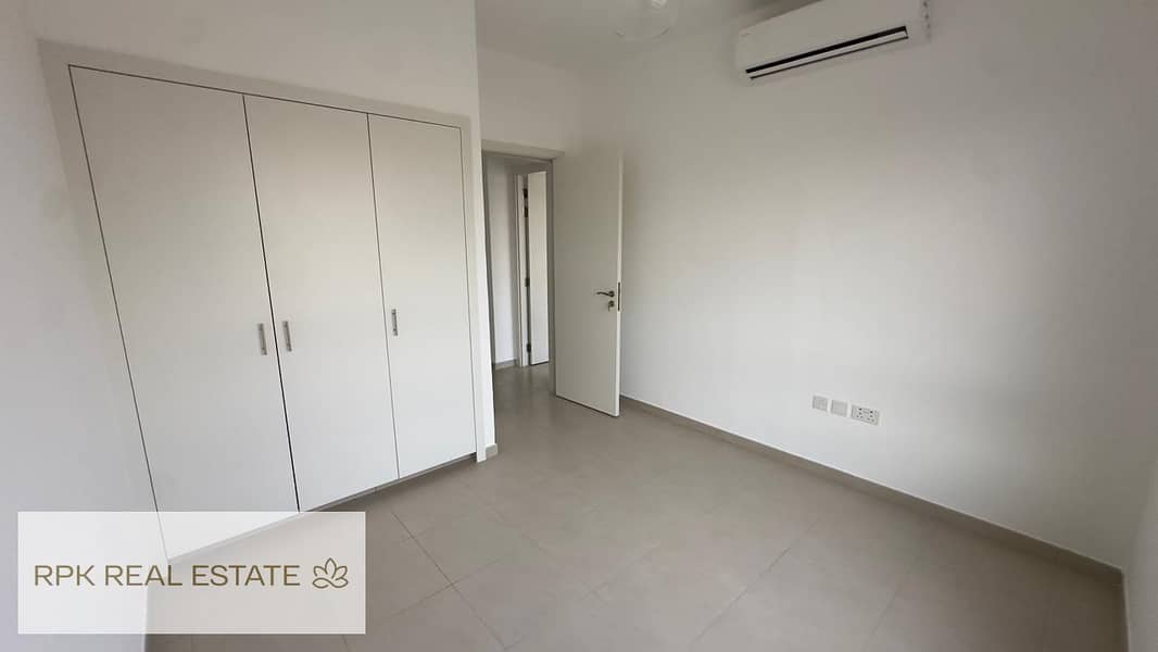 PRIME LOCATION | VACANT | SINGLE ROW - Image 16