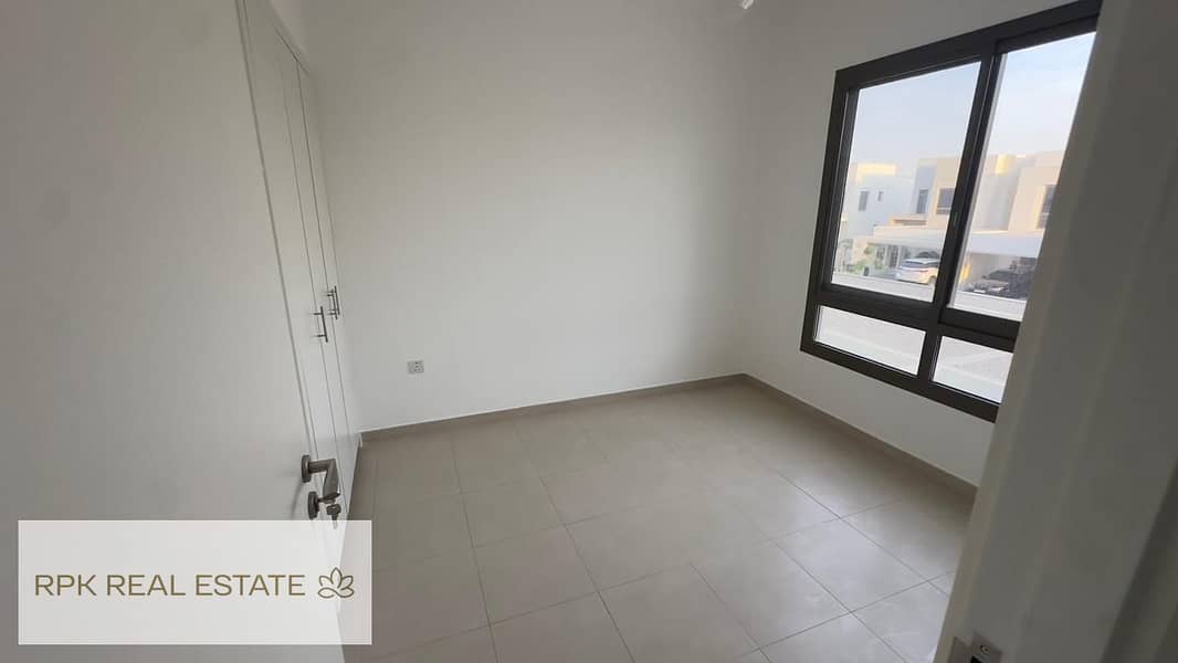 PRIME LOCATION | VACANT | SINGLE ROW - Image 20