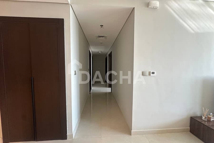 Prime Location | Fully Furnished | Open View - Image 29