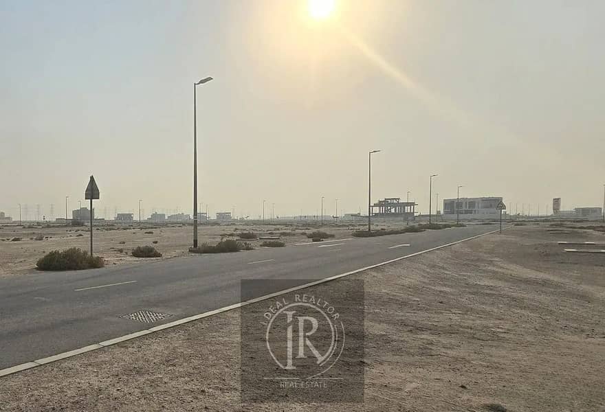 Prime Location | Single Row | Close to Entrance