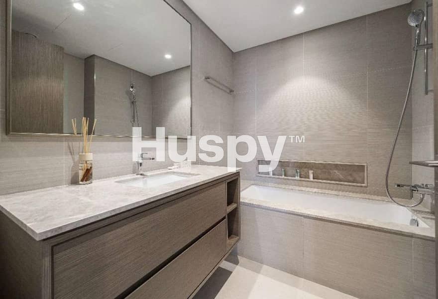 Furnished | Burj View | Large Layout - Image 18