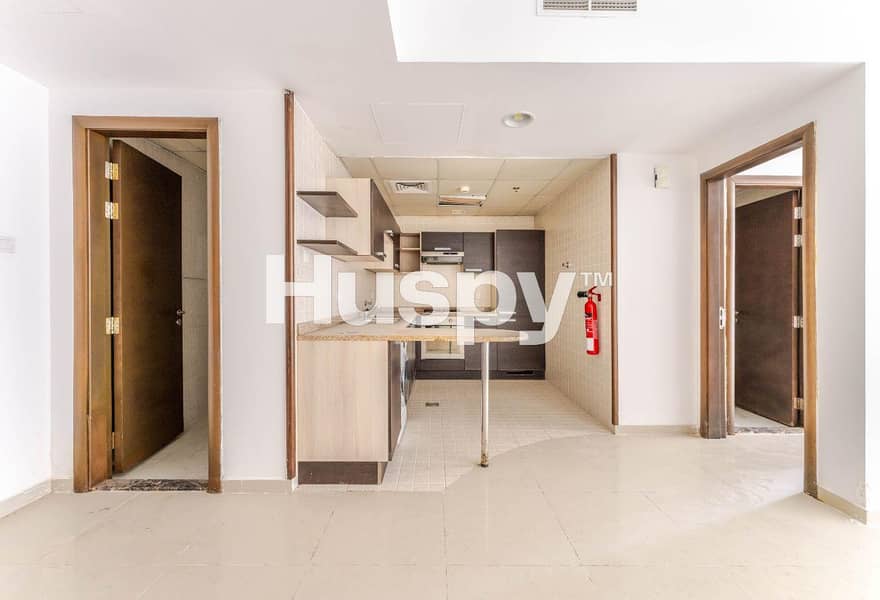 Vacant on Transfer | Near Metro | Mid Floor