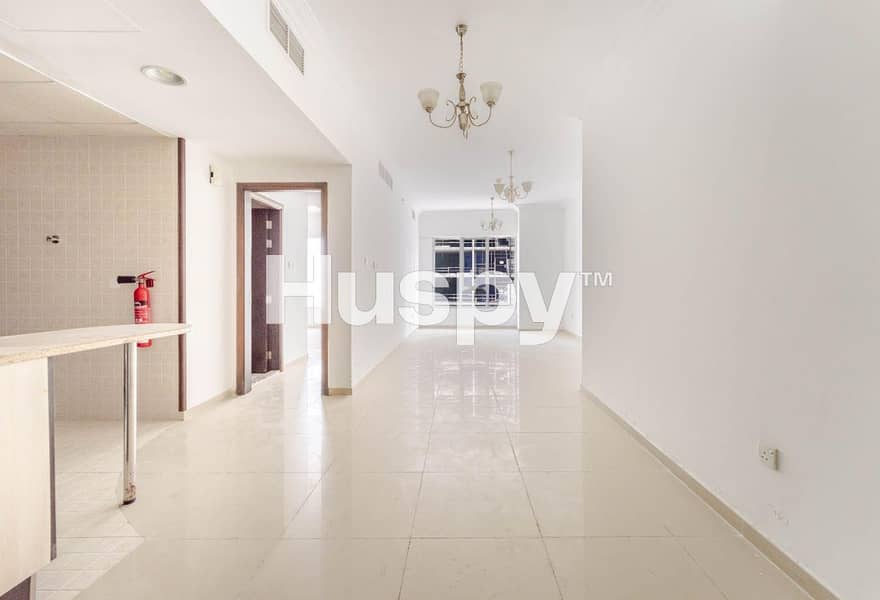 Vacant on Transfer | Near Metro | Mid Floor