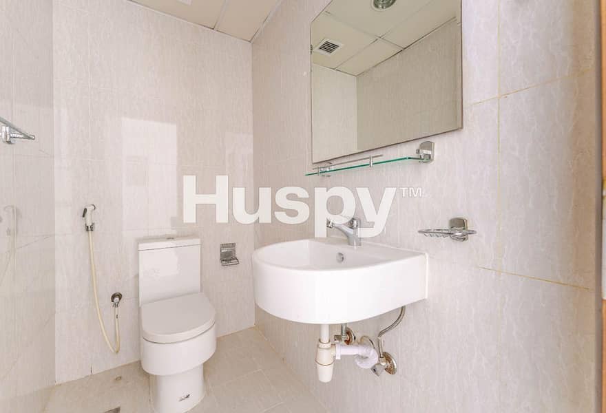 Vacant on Transfer | Near Metro | Mid Floor - Image 9