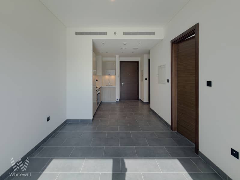 Amenities View | Unfurnished | Brand New | Middle Floor - Image 6