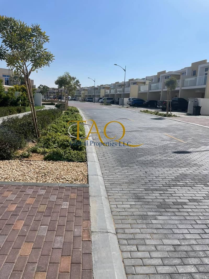 Corner Unit | Prime Location | Occupancy Available Soon - Image 10