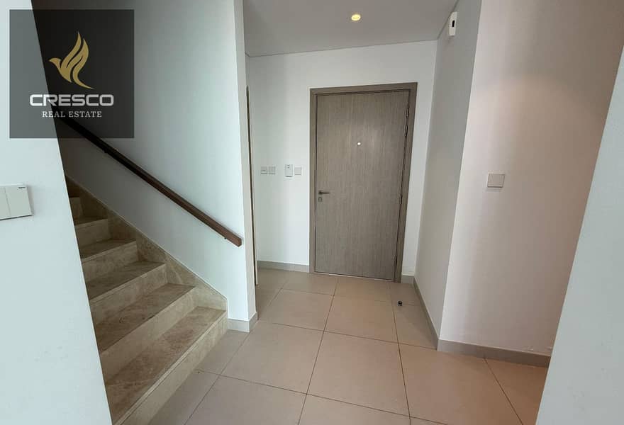 Canal View | Maids Room | Burj Khalifa View - Image 11