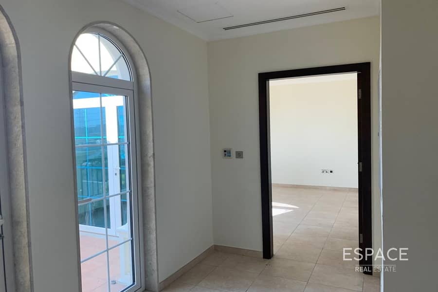 Large Plot | Well Maintained | 3 BR - Image 10