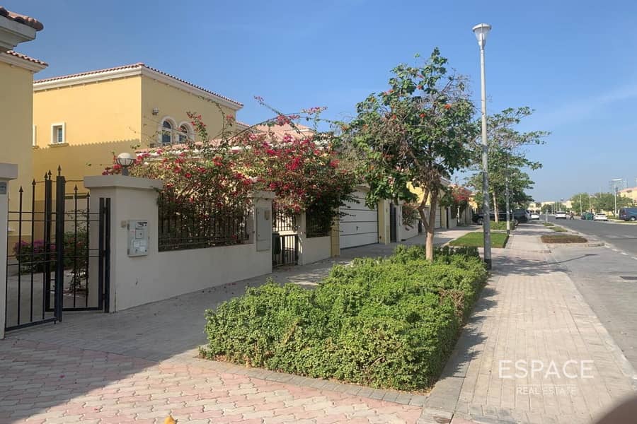 Large Plot | Well Maintained | 3 BR - Image 20