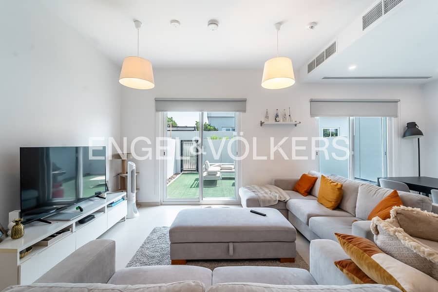 Spacious Layout | Vacant Unit | Motivated Seller