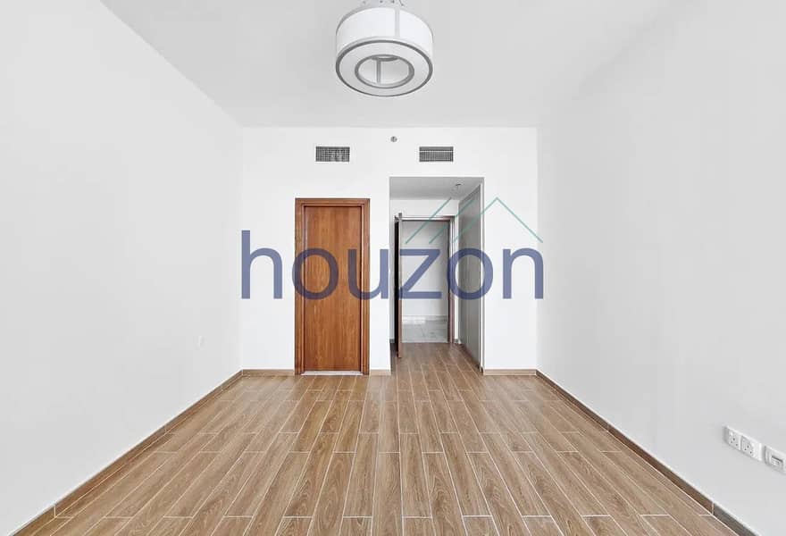 Big Layout 2BR | Canal and Sea View | Vacant - Image 7