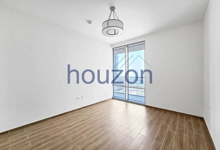 Big Layout 2BR | Canal and Sea View | Vacant - Image 8