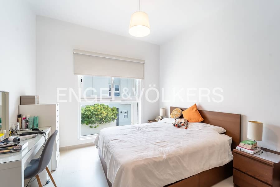 Spacious Layout | Vacant Unit | Motivated Seller - Image 14