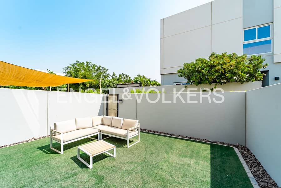 Spacious Layout | Vacant Unit | Motivated Seller - Image 18