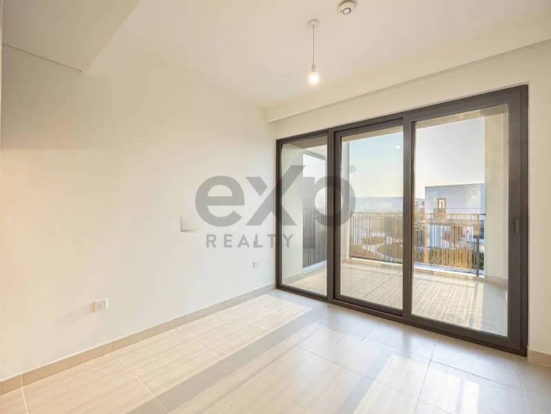 Fully Upgdaded | Landscaped | Great Internal Location - Image 12