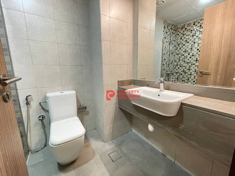 Open Kitchen | Chiller Free | Ready To Move In - Image 8