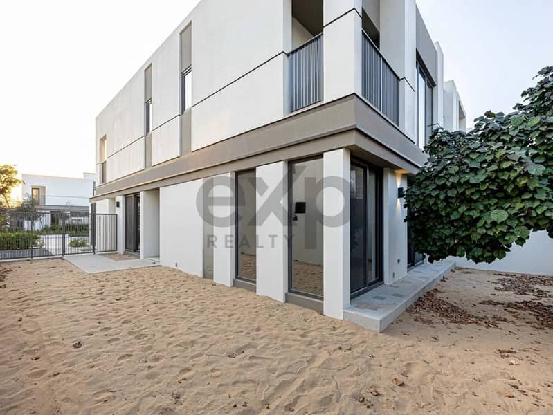 Fully Upgdaded | Landscaped | Great Internal Location - Image 16
