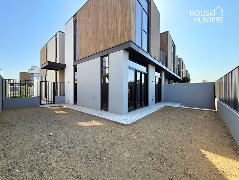 4 Bed G+1 | Great Location | Close to the Pool