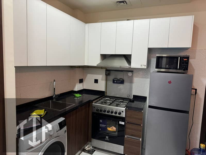 Fully Furnished Studio in Lawnz by Danube