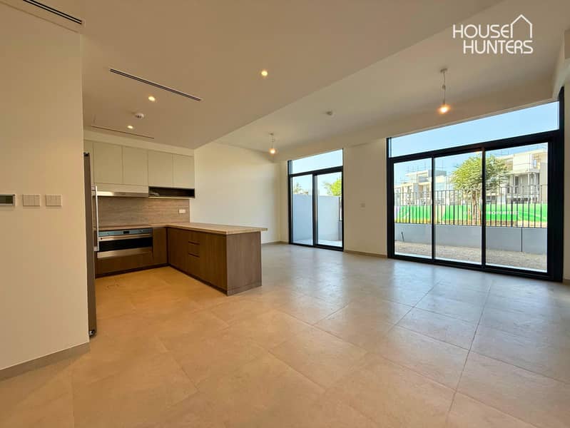 4 Bed G+1 | Great Location | Close to the Pool - Image 6