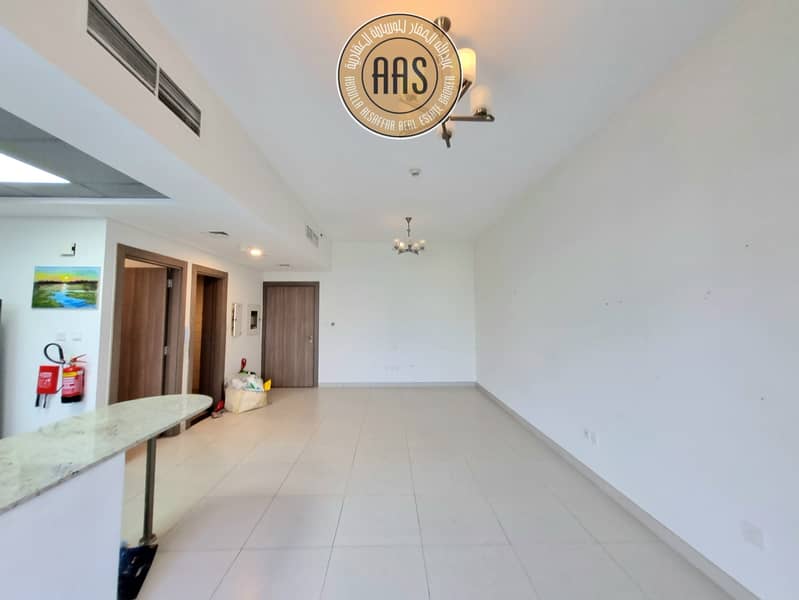 Chiller Free || Spacious 1-Bedroom Apartment || Huge Balcony With Bulivard View || Premium Amenities