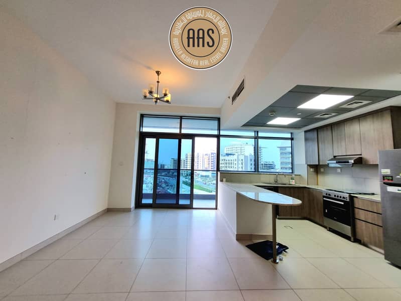 Chiller Free || Spacious 1-Bedroom Apartment || Huge Balcony With Bulivard View || Premium Amenities