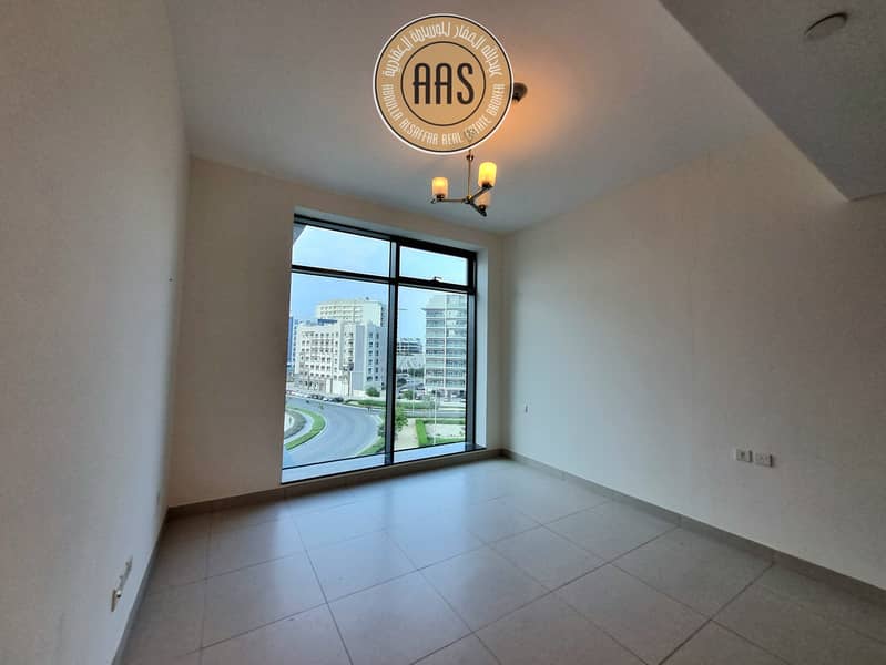 Chiller Free || Spacious 1-Bedroom Apartment || Huge Balcony With Bulivard View || Premium Amenities - Image 9