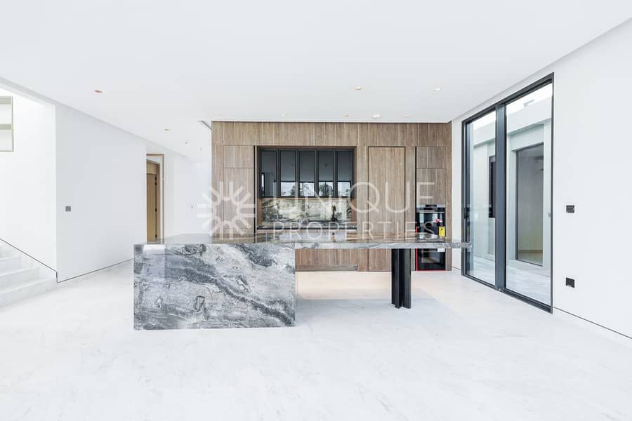 Exclusive|1 of 18 Signature Villas |Large|Upgraded