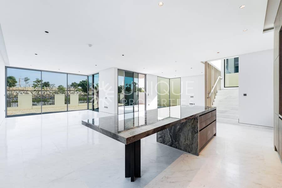 Exclusive|1 of 18 Signature Villas |Large|Upgraded - Image 6