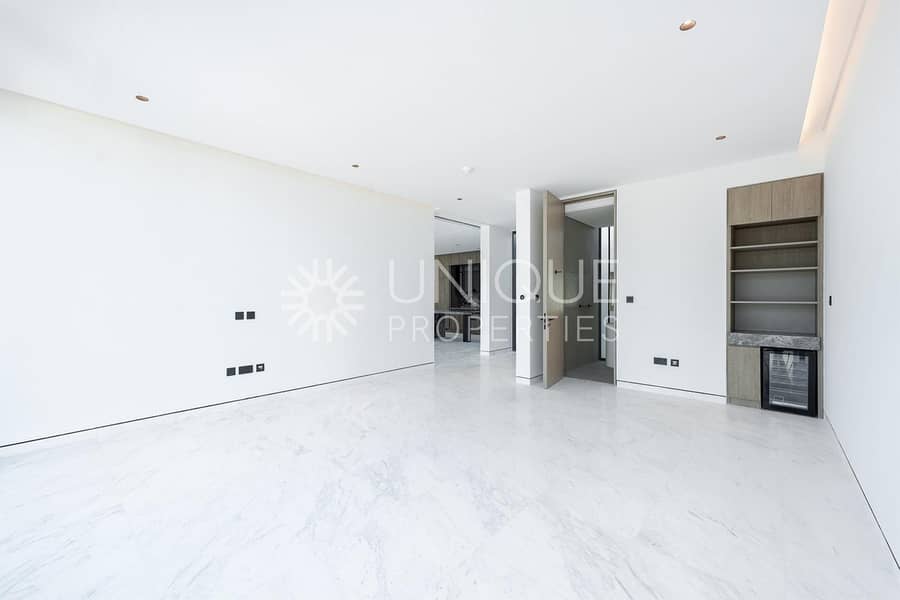 Exclusive|1 of 18 Signature Villas |Large|Upgraded - Image 9