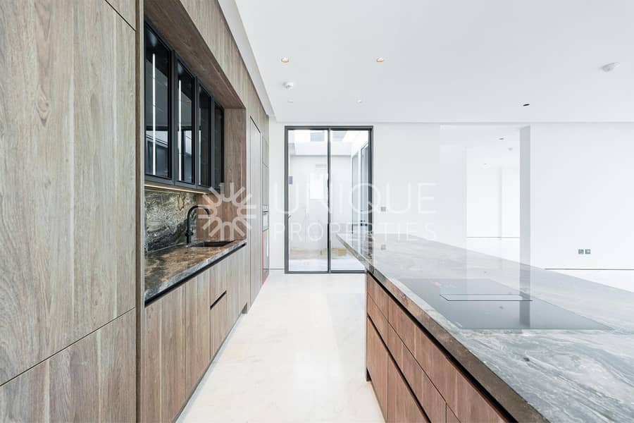 Exclusive|1 of 18 Signature Villas |Large|Upgraded - Image 10