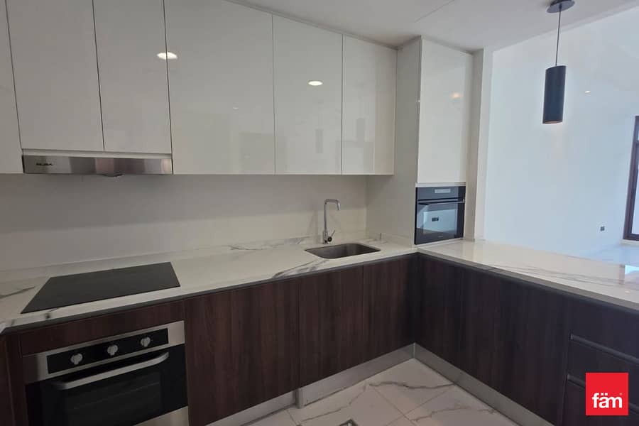 Single Row | Vacant | 4br + Maid Room | Ready - Image 7