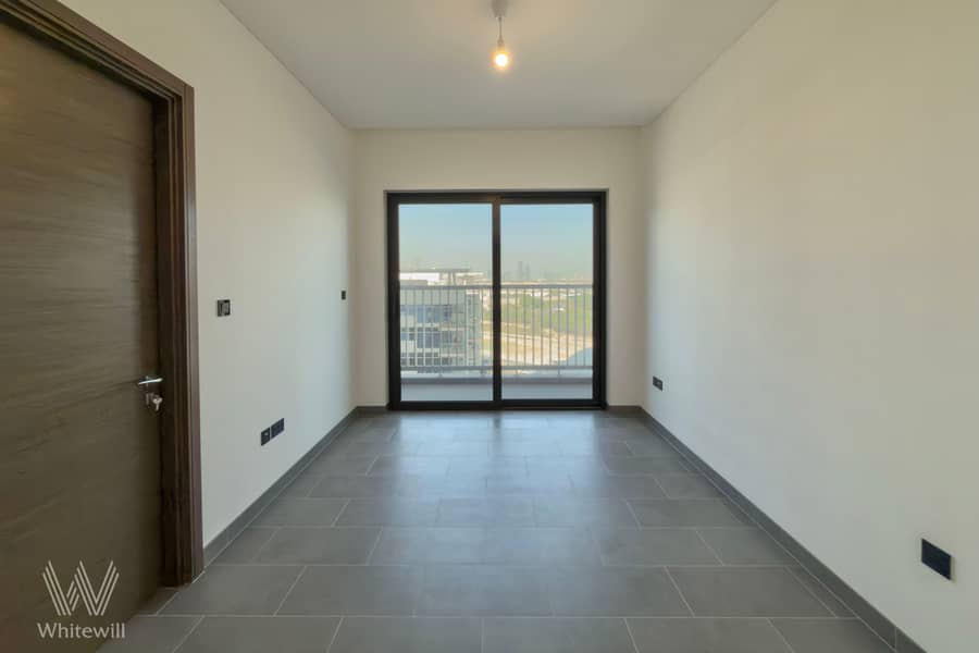 Hartland View |Brand New|Unfurnished| Middle Floor