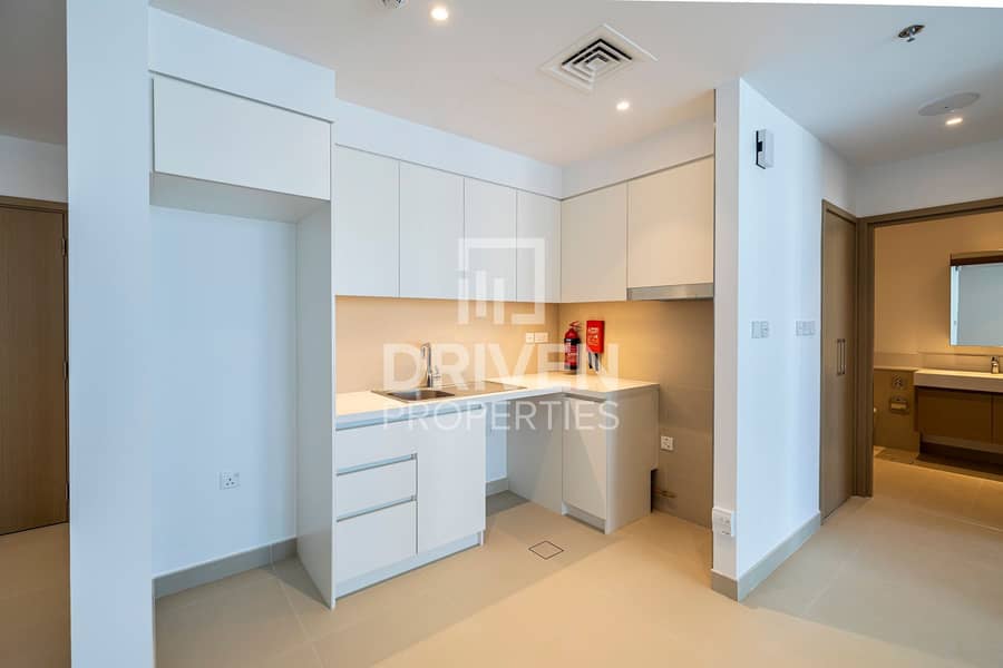 Amazing Park and Canal View with Chiller Free - Image 14