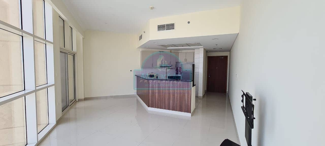 Reef Residence 1-BHK | 825 Sq. Ft | Community View