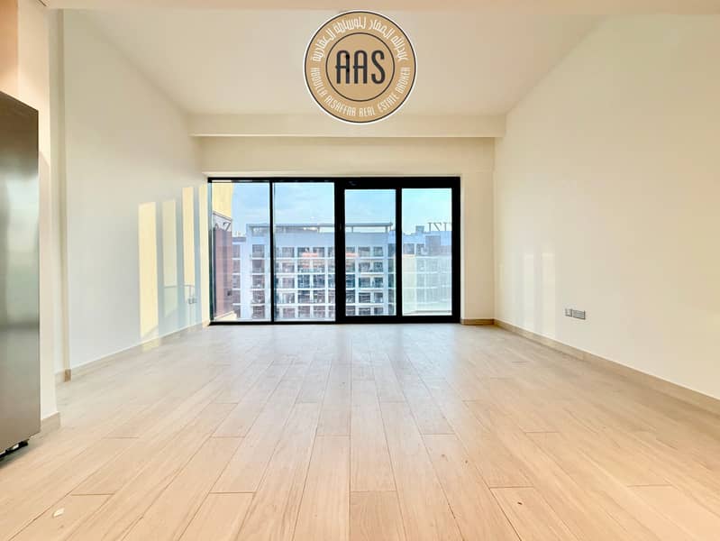 Boulevard View•Semi-Furnished 3Bedroom Hall With Chiller Free•High Floor