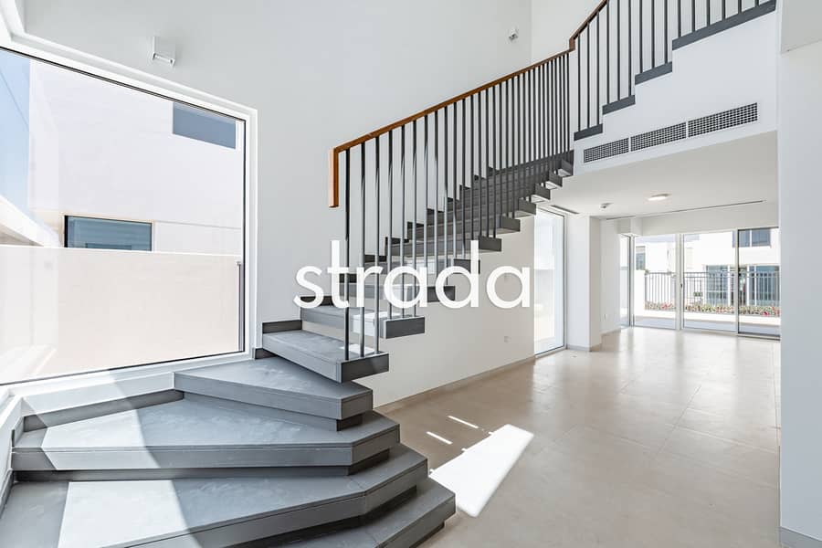 Single Row | Full Park View | Best Location - Image 10