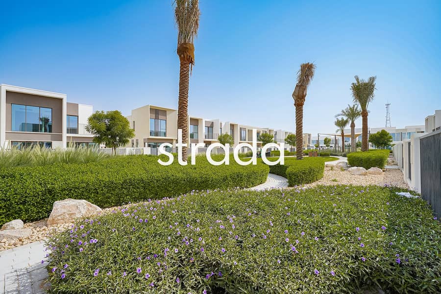 Single Row | Full Park View | Best Location - Image 23