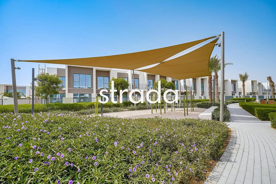 Single Row | Full Park View | Best Location - Image 28