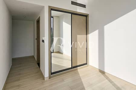 3 Bedroom Apartment for Rent in Jumeirah Village Circle (JVC), Dubai - 3 Bedroom I Pool View I Pristine Condition 3 Bedroom Apartment for Rent in Jumeirah Village Circle (JVC), Dubai - 3 Bedroom I Pool View I Pristine Condition