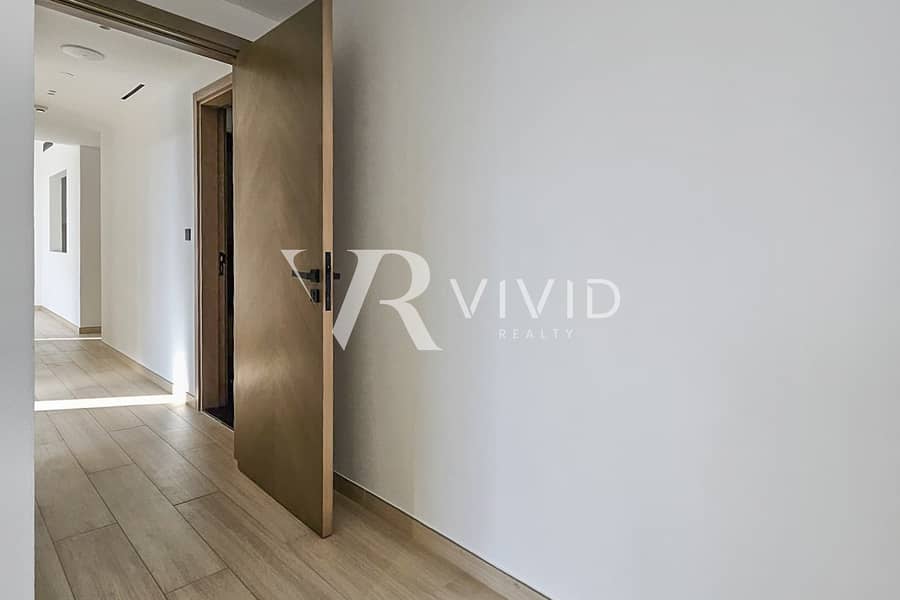 3 Bedroom I Pool View I Pristine Condition