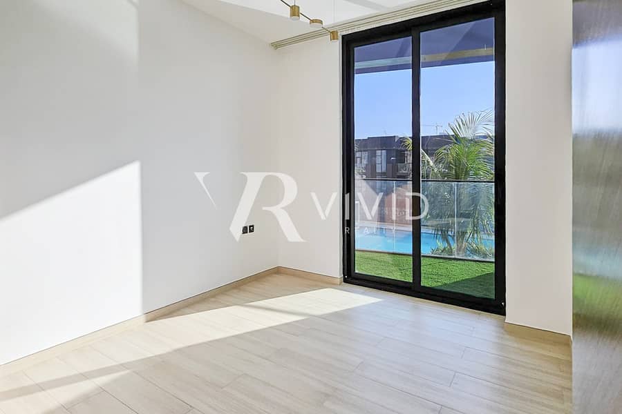 3 Bedroom I Pool View I Pristine Condition - Image 9