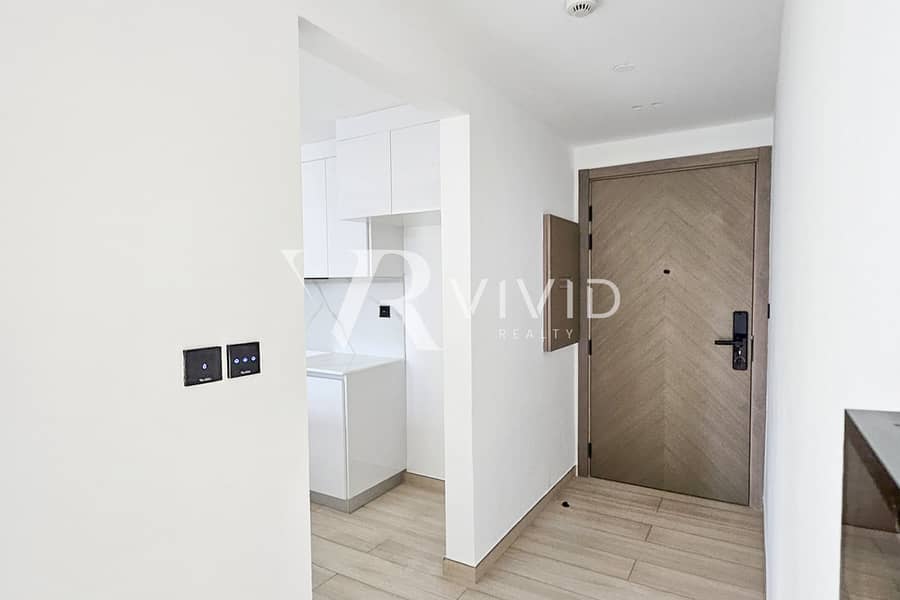 3 Bedroom I Pool View I Pristine Condition - Image 13