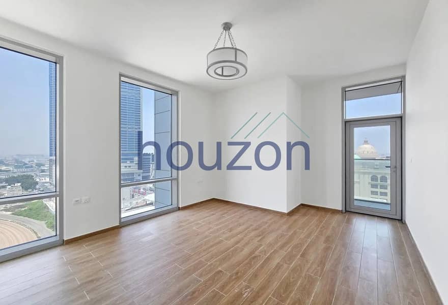 Big Layout 2BR | Canal and Sea View | Vacant - Image 12