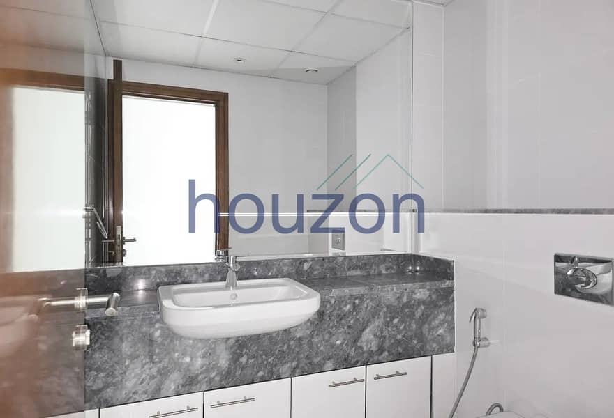 Big Layout 2BR | Canal and Sea View | Vacant - Image 13