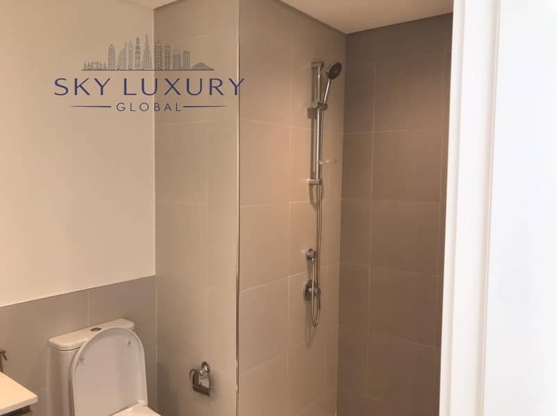 POOL VIEW | GATED COMMUNITY | SPACIOUS UNIT | 3BR - Image 9