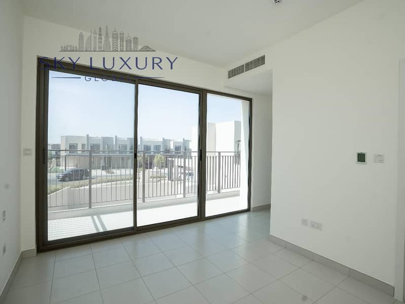 POOL VIEW | GATED COMMUNITY | SPACIOUS UNIT | 3BR - Image 22