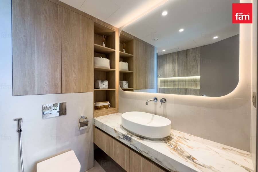 Golf Course View | High Floor | Fully Upgraded - Image 16