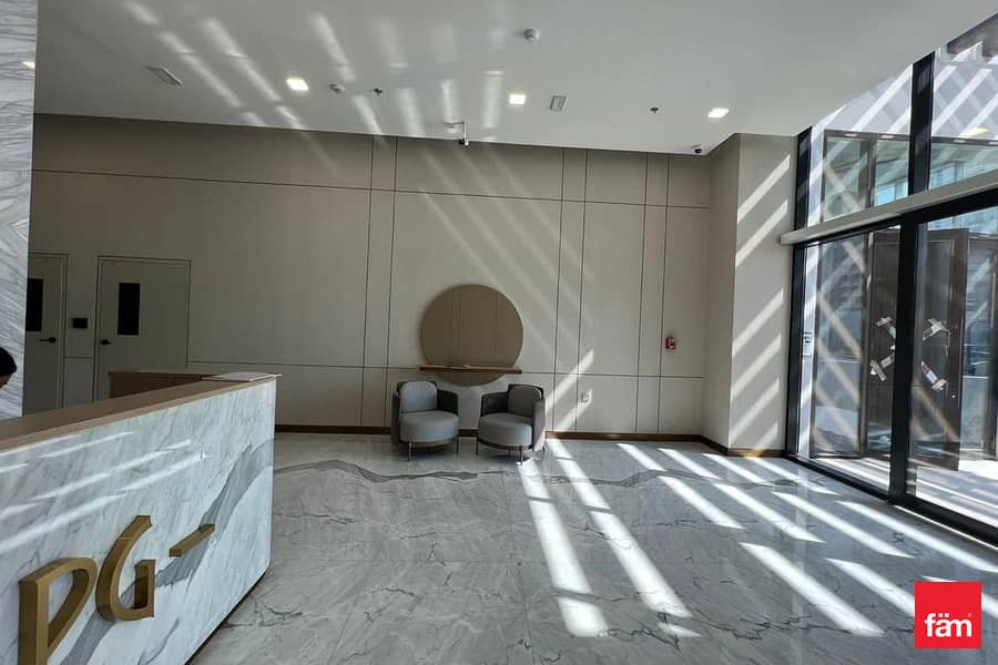 1 Bed + Convertible Room | Spacious |Villa View - Image 9