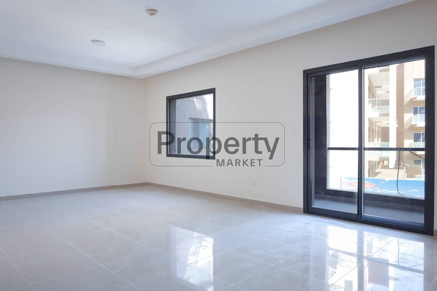 Modern | Pool View | Unfurnished | Vacant